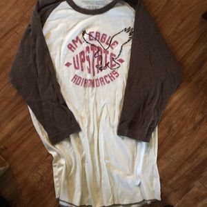 Men’s AE tee shirt size xl